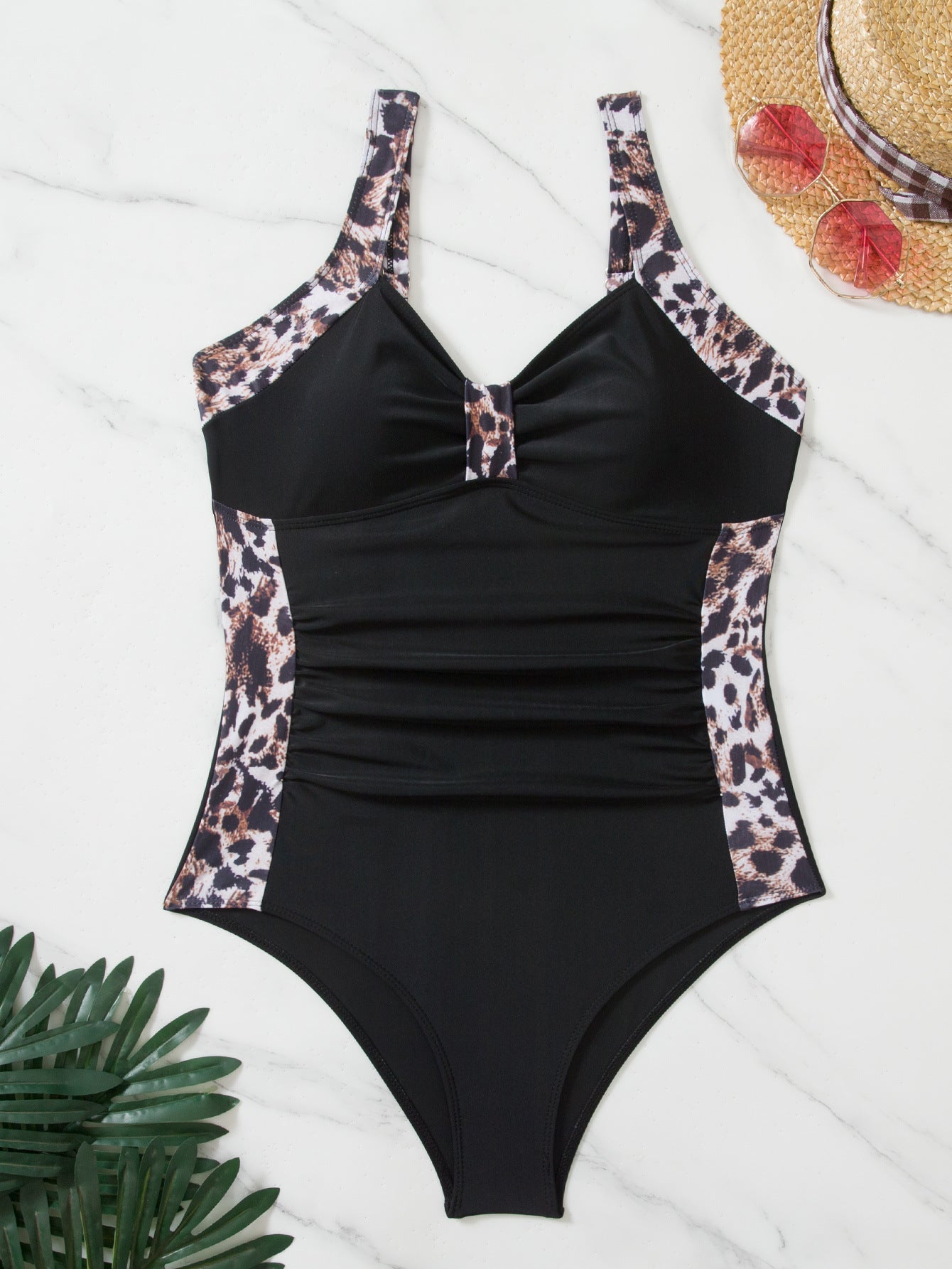 Blanche | Maillot de bain une pièce imprimé léopard